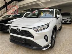 تۆیۆتا ڕاڤ 4